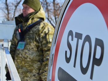 Две россиянки попросили статус беженцев в Украине  фото