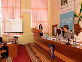 В Мелитополе презентовали социальные проекты - соискатели грантов фото