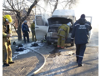 В Мелитополе на ходу загорелась маршрутка фото