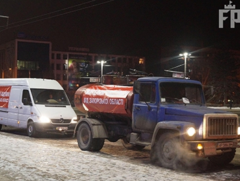 Из Запорожья в Авдеевку отправили 30 тонн гуманитарки фото