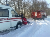 Запорожская область: снегопады и борьба с заносами фото