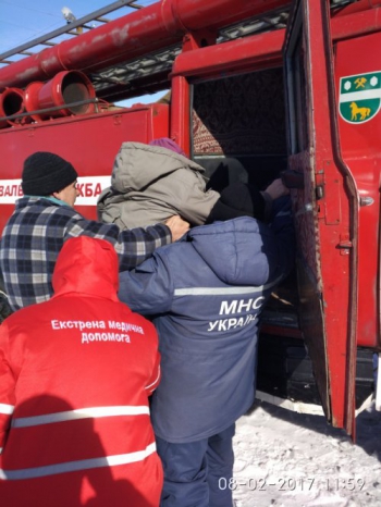 В Пологовском районе спасатели помогали «Скорой» фото