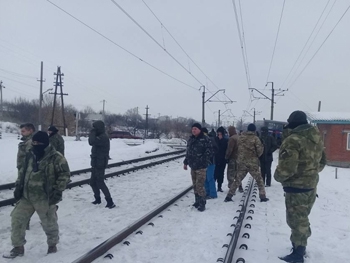 Мелитопольцев зовут на Блокаду торговли на крови фото