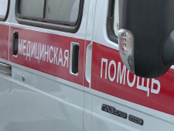 Под Запорожьем в аварии микроавтобуса с легковушкой пострадала маленькая девочка фото