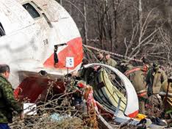 Трагедия под Смоленском: авиаэксперт объяснил, почему у самолета Качиньского не было шансов фото