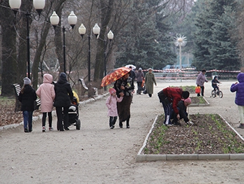 Стадион и парк важнее магистрального водовода? фото