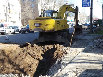 Дышите глубже: на центральном проспекте станет меньше зелени и больше парковок фото