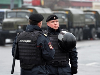 В Ингушетии застрелили двух полицейских фото