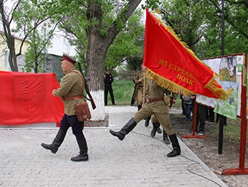 Катюша, каша и страна-победитель: в Константиновке прошел митинг ко Дню победы фото