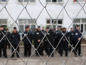 В изоляторах Запорожской области из-за ненадлежащих условий содержания погибли 40 заключенных фото