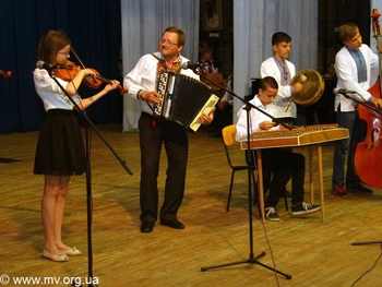 В Мелитополе музыканты демонстрируют свое мастерство на конкурсе Грай, музико! фото