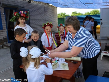 «Арка мира» собрала гостей на детский праздник в Атманае фото