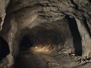 Обрушение породы на шахте в Кривом Роге: есть погибший фото
