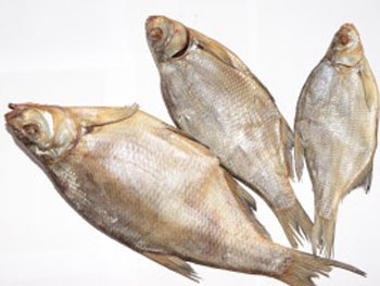 Стало известно, где жители Запорожской области купили зараженную ботулизмом рыбу фото