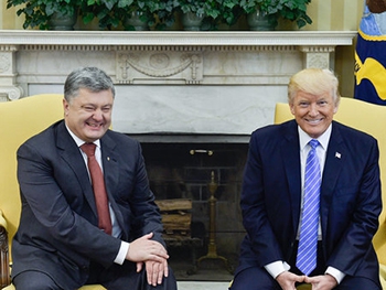 Белый дом обнародовал стенограмму выступления Порошенко и Трампа перед журналистами фото