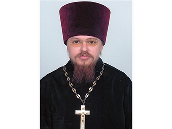 В Запорожье скончался священник Александр Рось фото