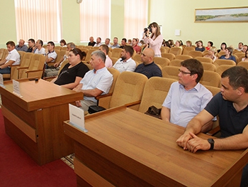 Мелитопольские депутаты собираются на сессию фото
