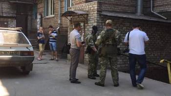 СБУ провела обыск в доме запорожского депутата. Фото фото