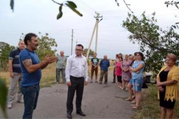 В акимовском селе главные улицы снова освещены фото