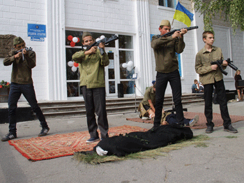 Новофилипповка празднует, молится и поминает павших. ФОТОРЕПОРТАЖ фото