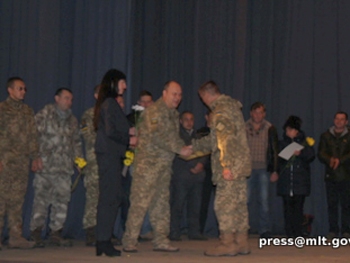 В Мелитополе ветераны АТО получили медали фото