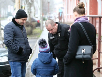 В Мелитополе полицейские выполнили мечту маленького мальчика фото