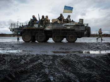 В зоне АТО погиб украинский военный фото