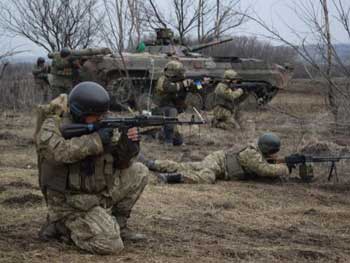 Боевики сорвали объявленное перемирие на Донбассе, - штаб АТО фото