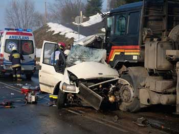 В Польше автобус с украинцами попал в ДТП, есть жертвы фото