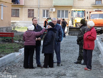 В авиагородке продолжается благоустройство  фото