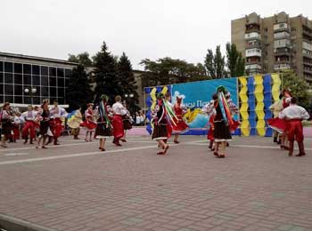 В Мелитополе началось празднование Дня Победы над нацизмом  фото