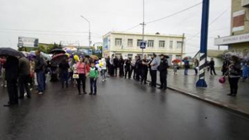 Оппозиционный митинг собрал не слишком много народа (ФОТОРЕПОРТАЖ, ДОБАВЛЕНО ВИДЕО) фото