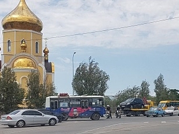 Водителю стало плохо за рулем прямо во время движения фото