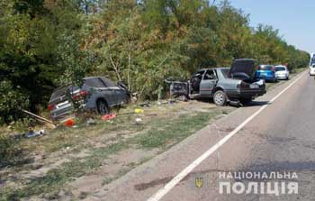 Одна авария - пять пострадавших: в полиции прокомментировали ДТП на трассе фото