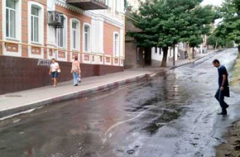 На проспекте случился порыв водовода (ФОТО. ВИДЕО) фото