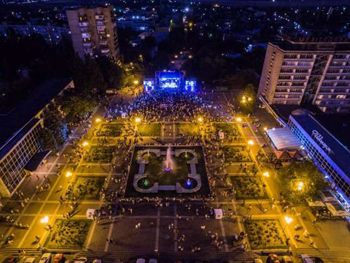 Кто будет развлекать мелитопольцев на День города фото