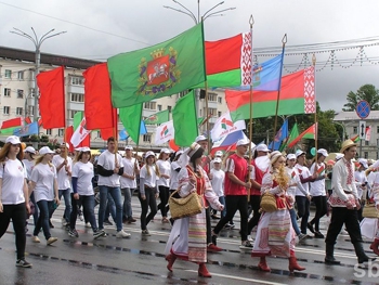 Путь в Европу: разные условия, разные действия, разные результаты фото