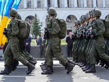 Украинских солдат с 1 ноября обещают заселять в современные общежития  фото