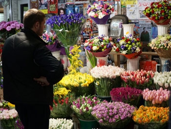 Рада не лишит 8 Марта статуса выходного дня - политолог фото