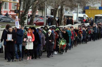 В день студента в Мелитополе попрощались с бывшим ректором (ФОТО. ВИДЕО) фото