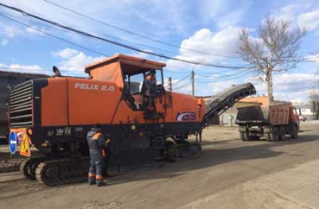 В Мелитополе коммунальщики приступили к ремонту занедбаної улицы фото