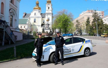 В Киеве неизвестный грозился подорвать все церкви и соборы фото