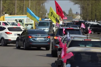 В Мелитополе прошел масштабный пасхальный автопробег (ФОТО, ВИДЕО) фото