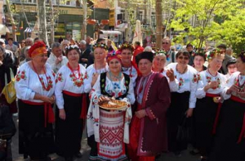 «Фронтовички» прославили Мелитополь на фестивале в Николаеве фото