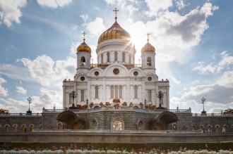 ПЦУ разрешила сидеть в храмах фото