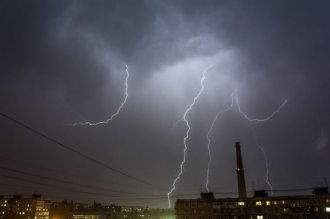 Передают штормовое предупреждение на Запорожскую область фото