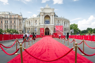 В Одессе открыли десятый международный кинофестиваль фото