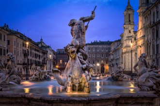 В Риме оштрафовали туриста, который украл мелочь из знаменитого фонтана фото