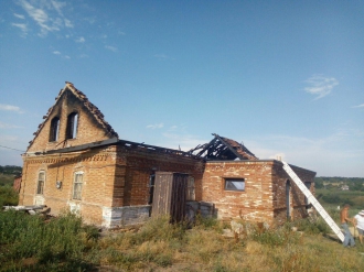 Шаровая молния уничтожила дом в Бердянском районе фото