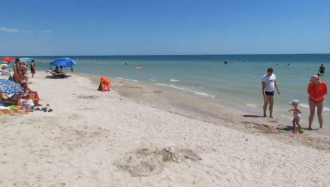 Полупустые пляжи Кирилловки показали в сети фото